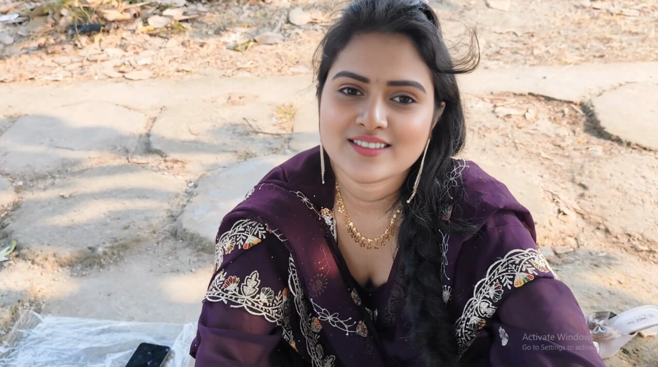 Eid Special Video. Beutiful Girl sex video. with new girlfriend, sex video after going home. Super Excilent timeing .